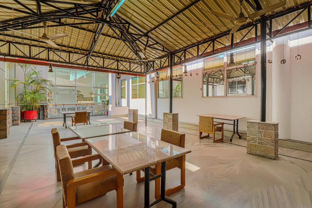 Hotel Siddharth Dehradun Eksteriør billede